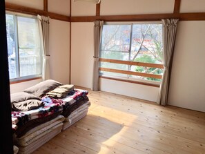 Desk, free WiFi, bed sheets