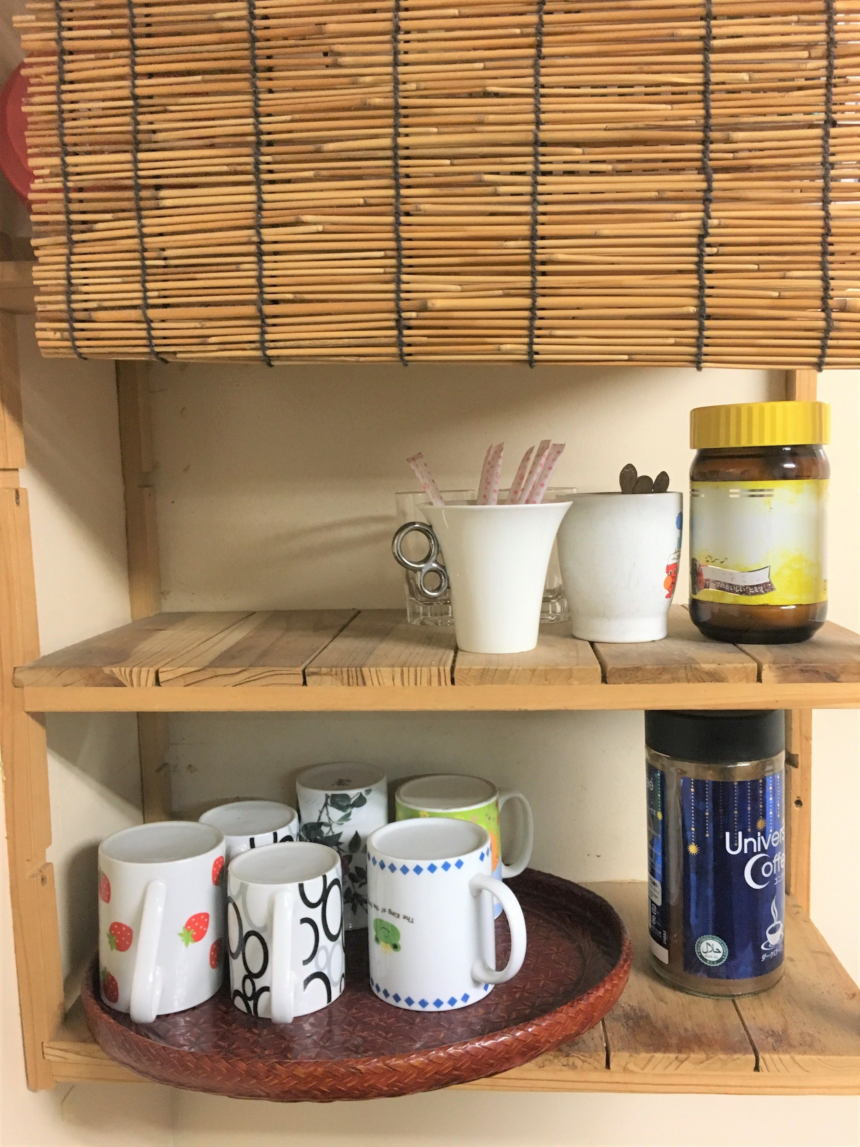 Kopi dan/atau alat penyeduh kopi