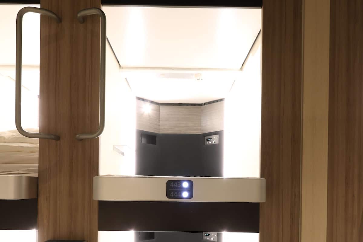 Capsule