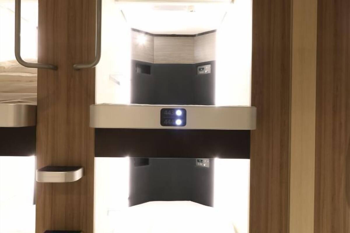 In-room safe, free WiFi, bed sheets