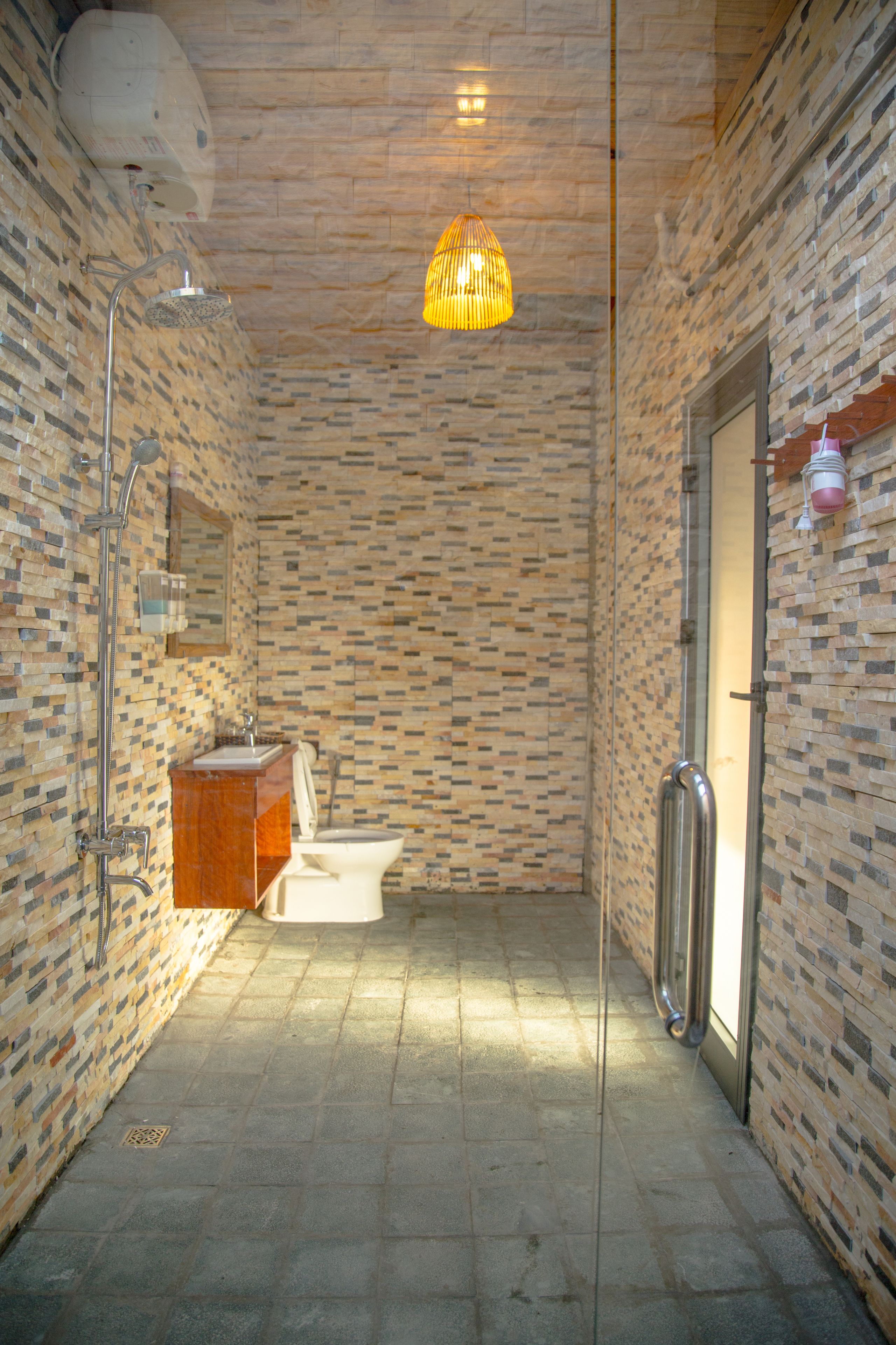 family room | bathroom | shower, free toiletries, hair dryer, slippers