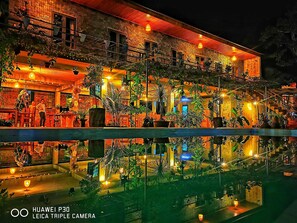 Front of property – evening/night - Sy's Homestay (Bo Trach)