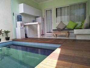Pool - Bali Paradise Suites Seminyak (Legian)