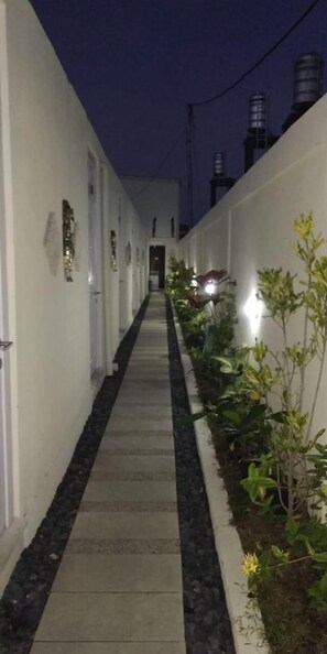 Khuôn viên nơi lưu trú