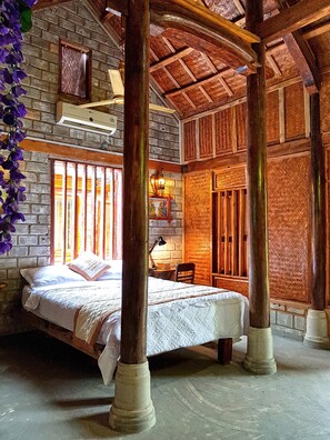 Phong Nha Room | 1 bedroom, desk, laptop workspace, free WiFi - Highway 20 Homestay (Bo Trach)