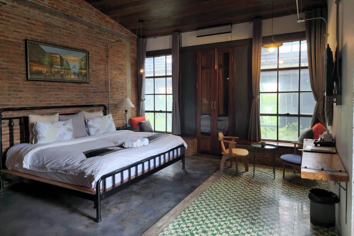 Superior Loft | Escritorio y wifi gratis