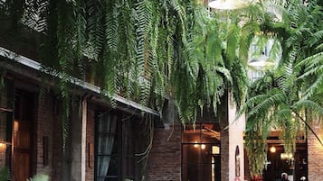 Bagian depan properti