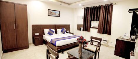 Executive Double Room, 1 Double Bed | View from room