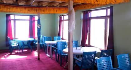 Kargil Tourist Camp