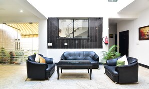 ロビー応接スペース