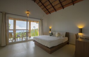 标准房 | 客房内保险箱、办公桌、隔音、熨斗/熨衣板