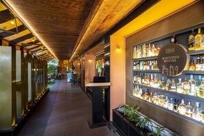Bar (on property) - Infiniti Hotel & Spa (Indore)