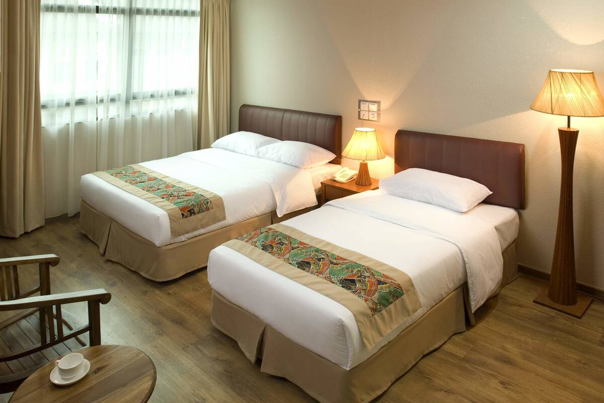 Kamar Superior | Meja kerja, kedap suara, setrika/meja setrika, dan Wi-Fi gratis