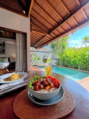 Luxury Villa, 1 Bedroom | In-room dining
