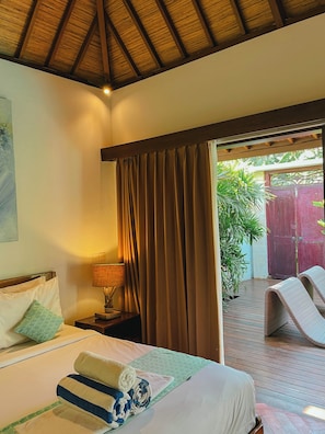 Villa, 2 Bedrooms, Pool View, Garden Area | Minibar, in-room safe, desk, iron/ironing board - Pera ONE Villas (Gili Trawangan)
