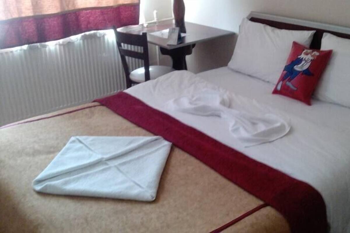 Double Room | Free WiFi
