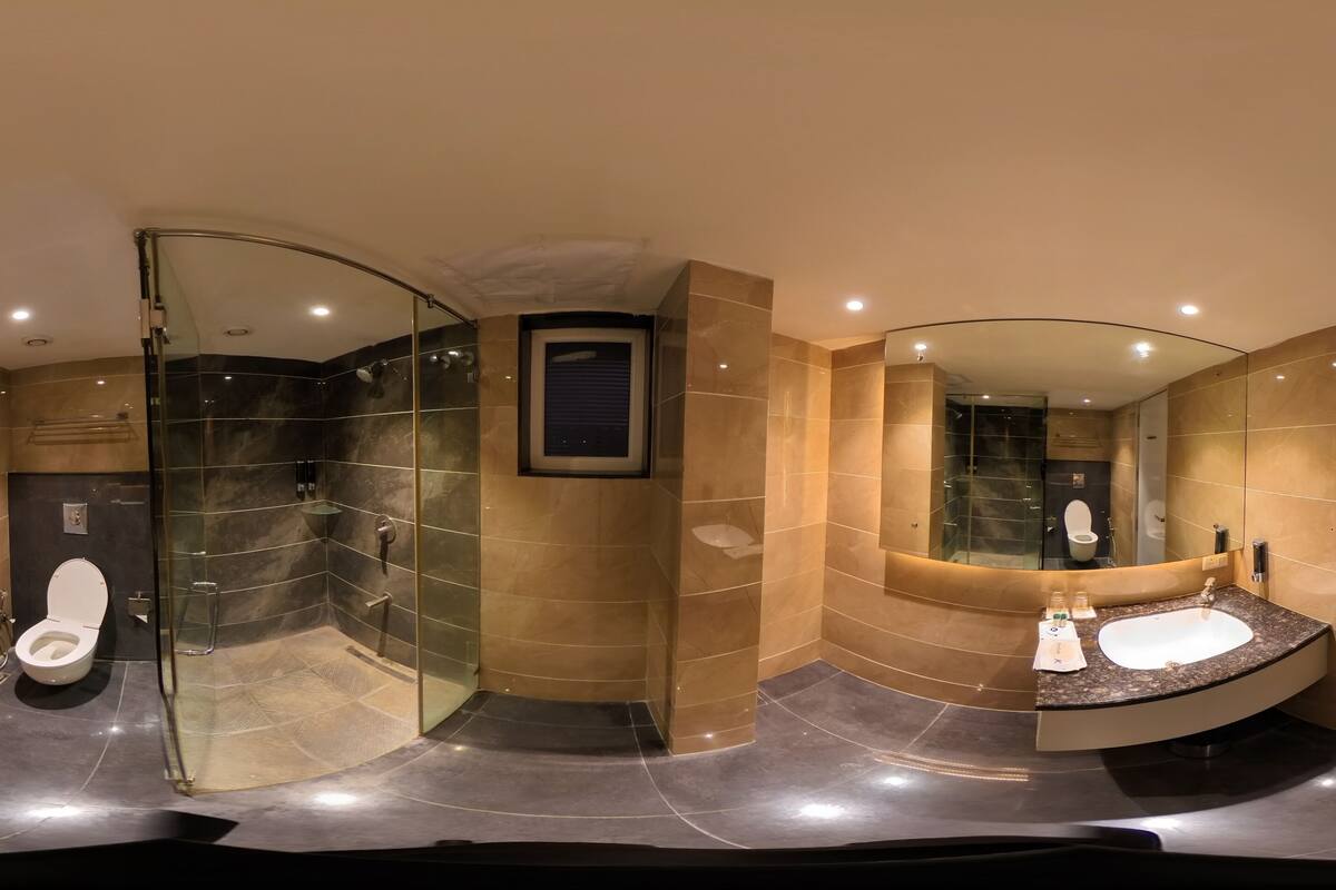 Standard Pilgrimage Package | Minibar, iron/ironing board, WiFi (free), bed sheets