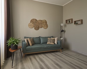 Deluxe Double Room | Premium bedding, minibar, desk, iron/ironing board - B&B My Way (Florence)