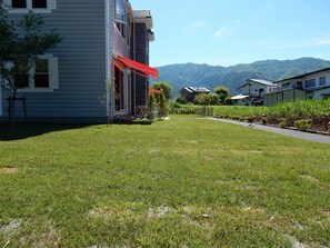 Villa | Property grounds - Kawaguchiko Cottage minami (Fujikawaguchiko)