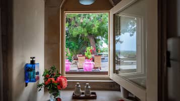 Superior Room (Fico D'India) | Minibar, desk, free WiFi, bed sheets