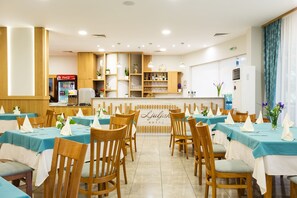 Restaurant - Ljuljak (Golden Sands)