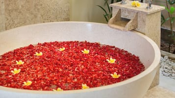 Free toiletries, hair dryer, bathrobes, slippers