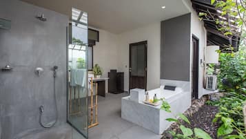 Free toiletries, hair dryer, bathrobes, slippers