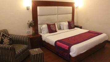 Deluxe Double Room, 1 Queen Bed, City View, Executive Level