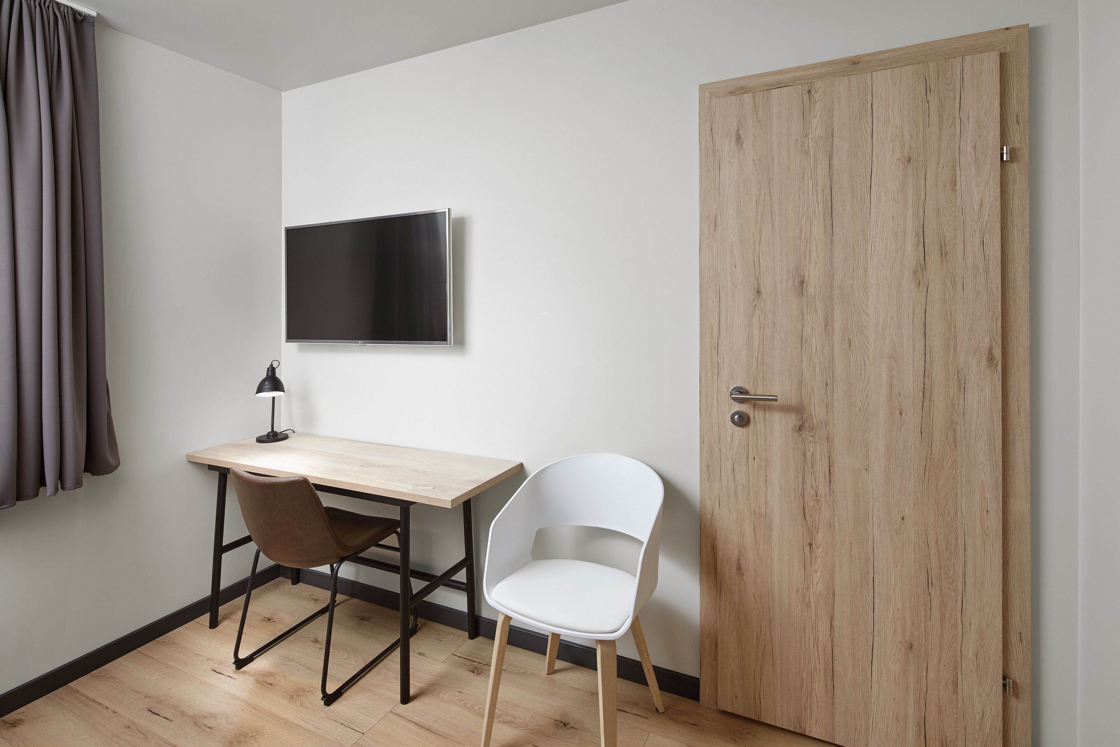 standard single room | room amenity