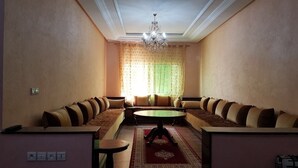 Unclassified image, 2 of 6, button - Apartment 3 Rooms City Center Fés FAR (Fes)