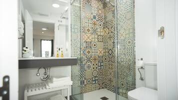 Loft, 1 Double Bed with Sofa bed | Bathroom | Shower, free toiletries, hair dryer, towels