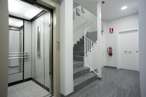 内部エントランス