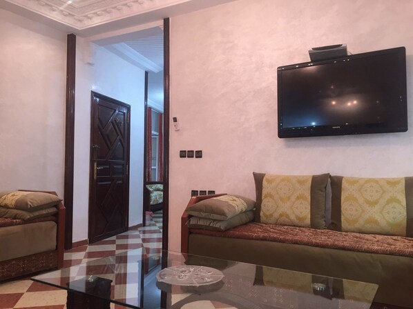 Apartment, 2 Bedrooms | Living room | Flat-screen TV - Apartment 2 Rooms City New Fes (Fes)