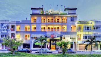 Front of property – evening/night
