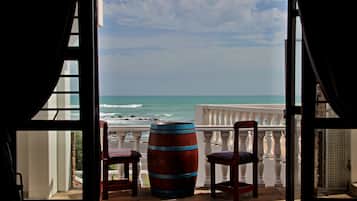 Beach/ocean view