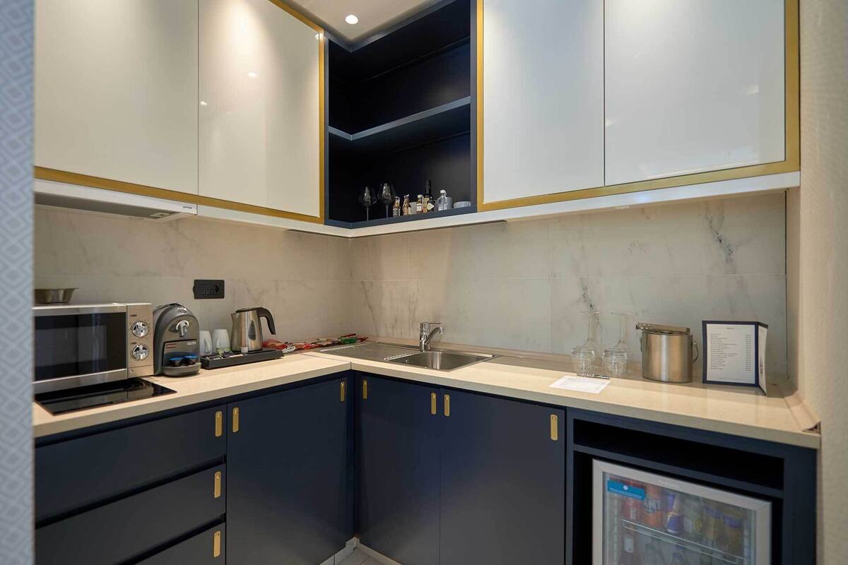 suite, 2 bedrooms, sea view | private kitchen