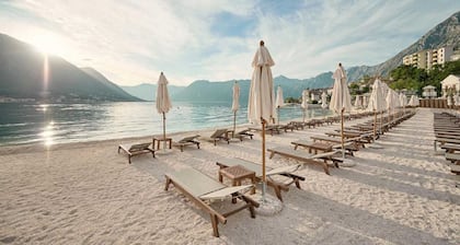 Huma Kotor Bay Hotel and Villas