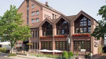 Fachada de la propiedad