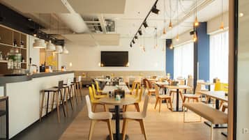 Daily buffet breakfast (EUR 19.00 per person)