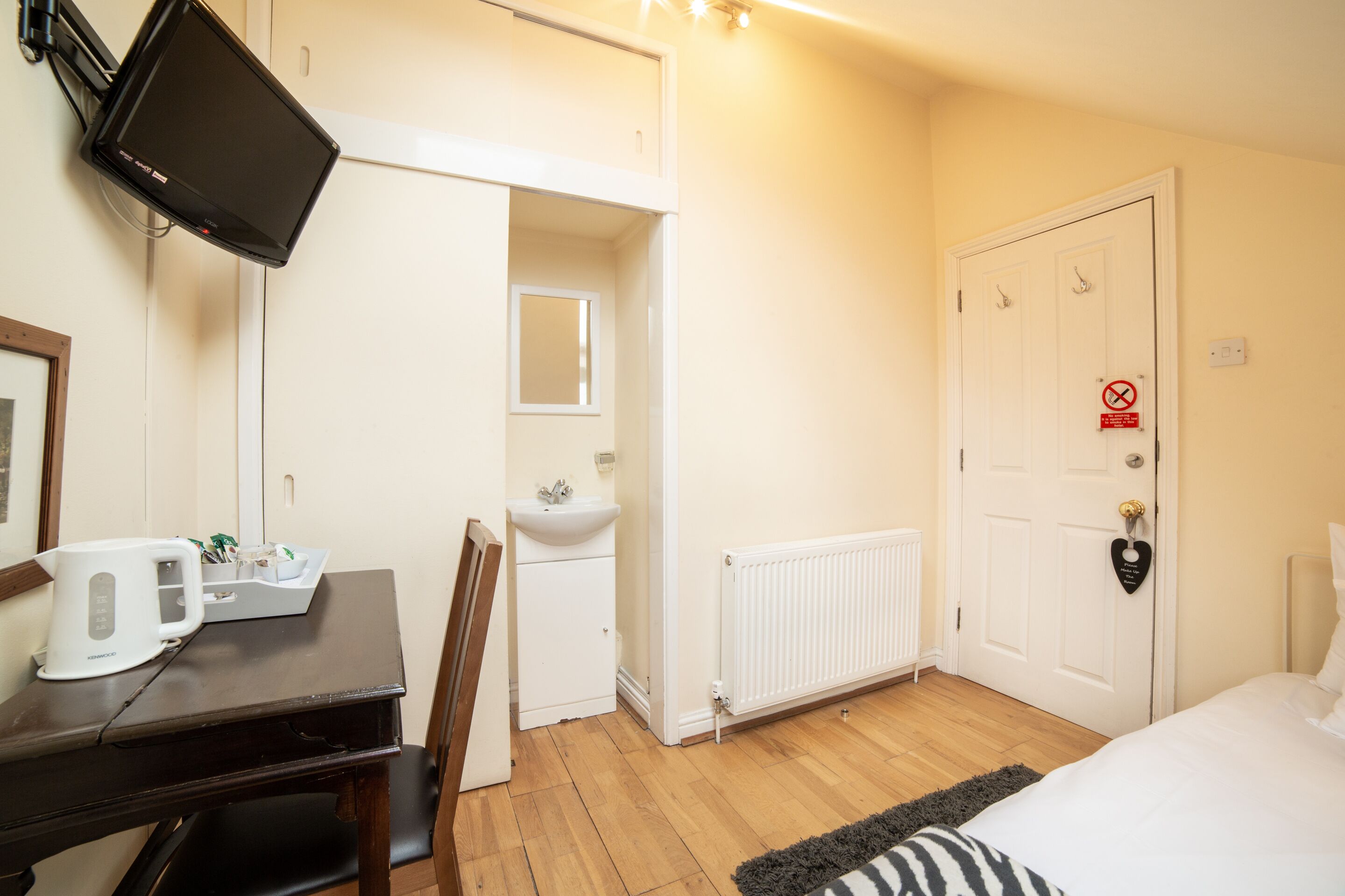 Foto - OYO Lonsdale Guest House