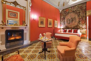 Grand Suite | 1 bedroom, individually decorated, desk, soundproofing