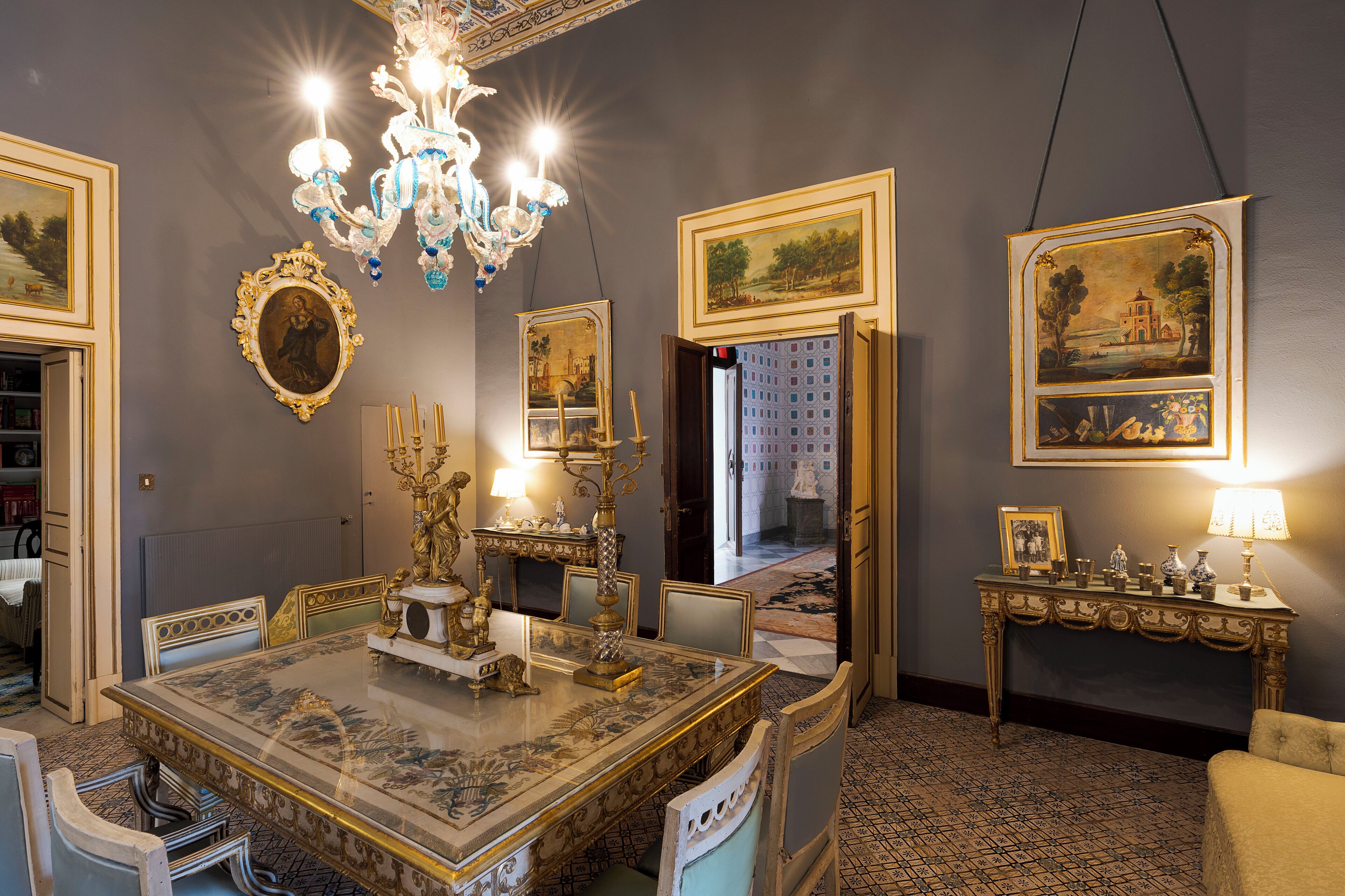 Foto - Palazzo Arone dei Baroni di Valentino