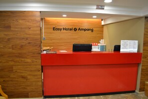 Reception - Eazy Hotel at Ampang (Ampang)