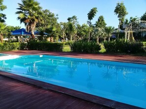 Utomhuspool