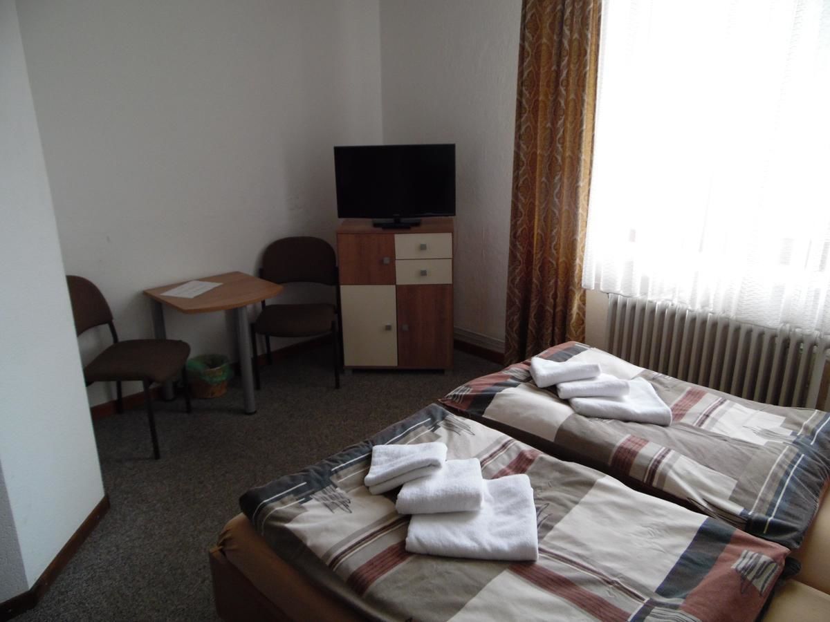 double room | desk, rollaway beds, free wifi