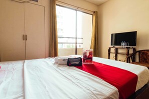 Quarto casal | Wi-Fi de cortesia, roupa de cama