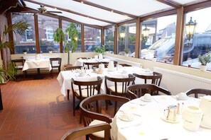 Breakfast area - Hotel Restaurant zur Linde (Pattensen)