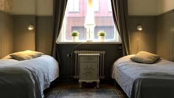 Desk, blackout drapes, iron/ironing board, free WiFi