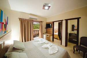 Minibaari, tallelokero huoneessa