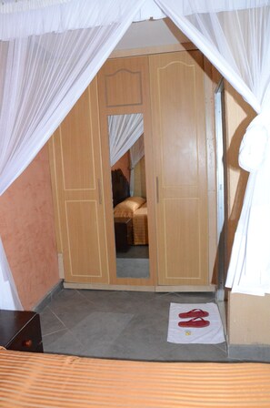 Standard-herbergi með tvíbreiðu rúmi | Þægindi á herbergi